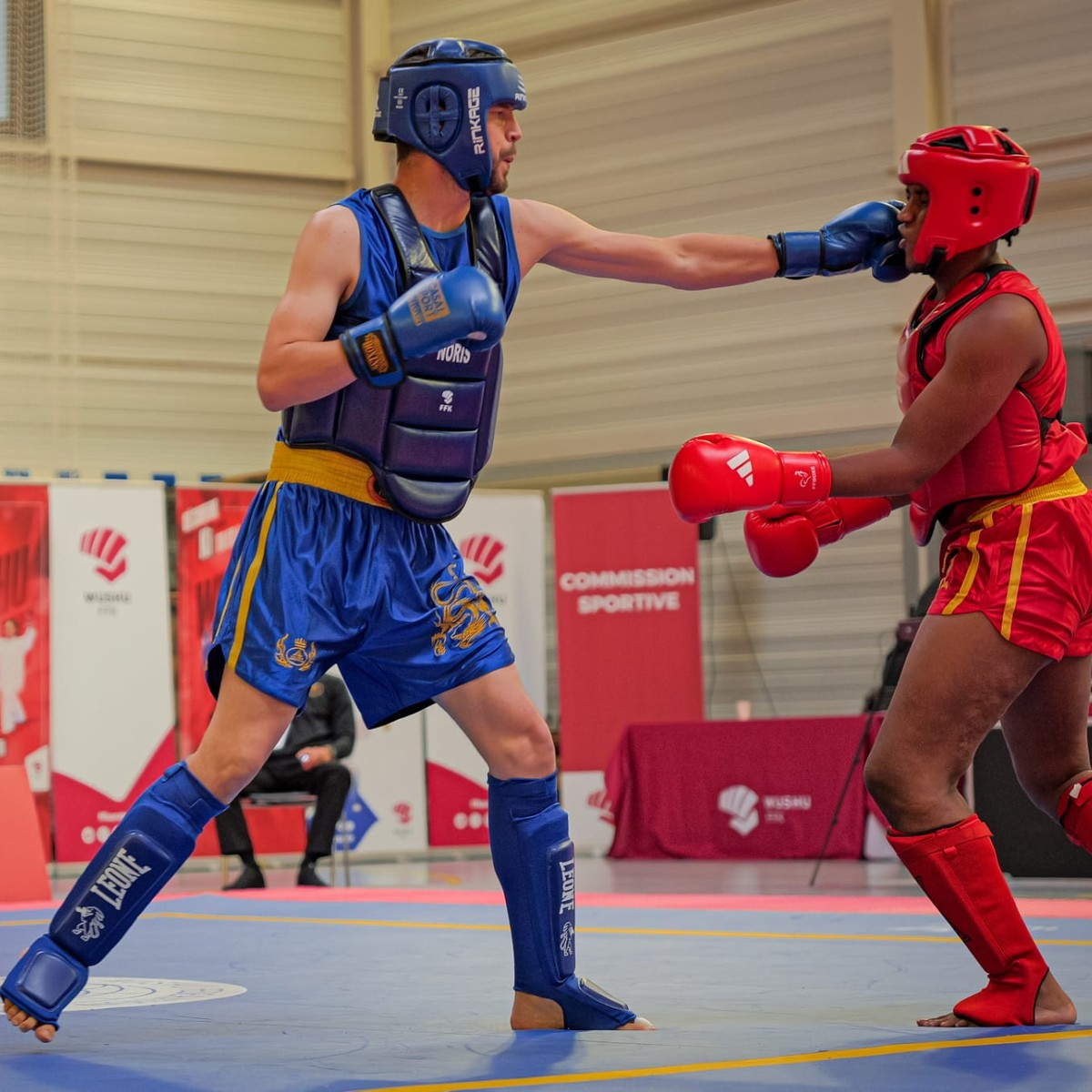Combat de Sanda en compétition