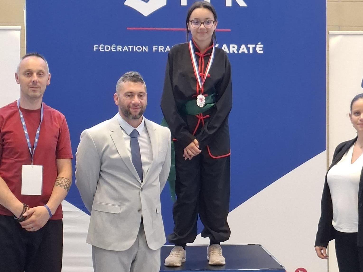 Maxine Behr — médaille d'or